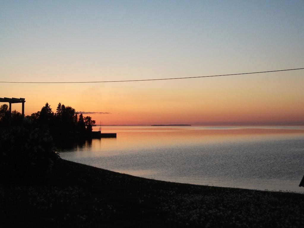 Motel Lac St-Jean แคมบอร์ด ภายนอก รูปภาพ