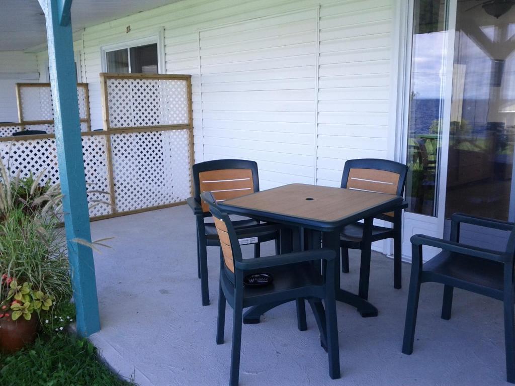 Motel Lac St-Jean แคมบอร์ด ห้อง รูปภาพ